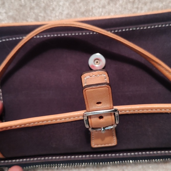 Coach Wristlet 7.5x4.5" - Picture 5 of 6